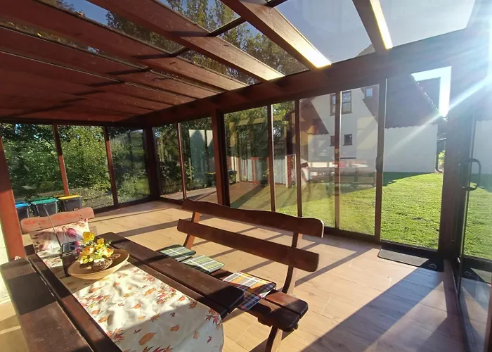 Trnka 샬레 립토브스키트로노벡